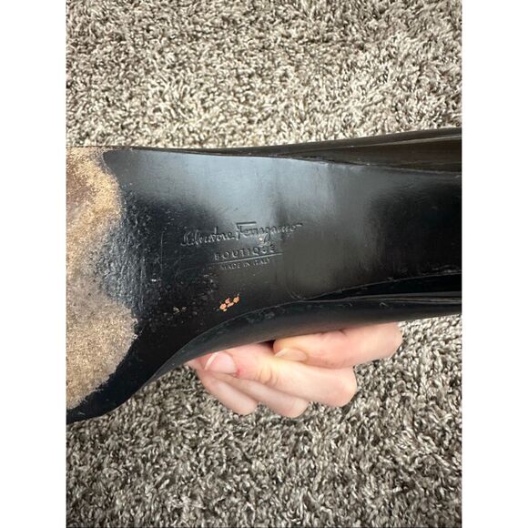 SALVATORE FERRAGAMO BLACK LEATHER GANCINI BUCKLE SHOES SIZE 9 B - Picture 10 of 10